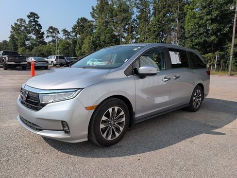 Used 2021 Honda Odyssey EX-L image 4