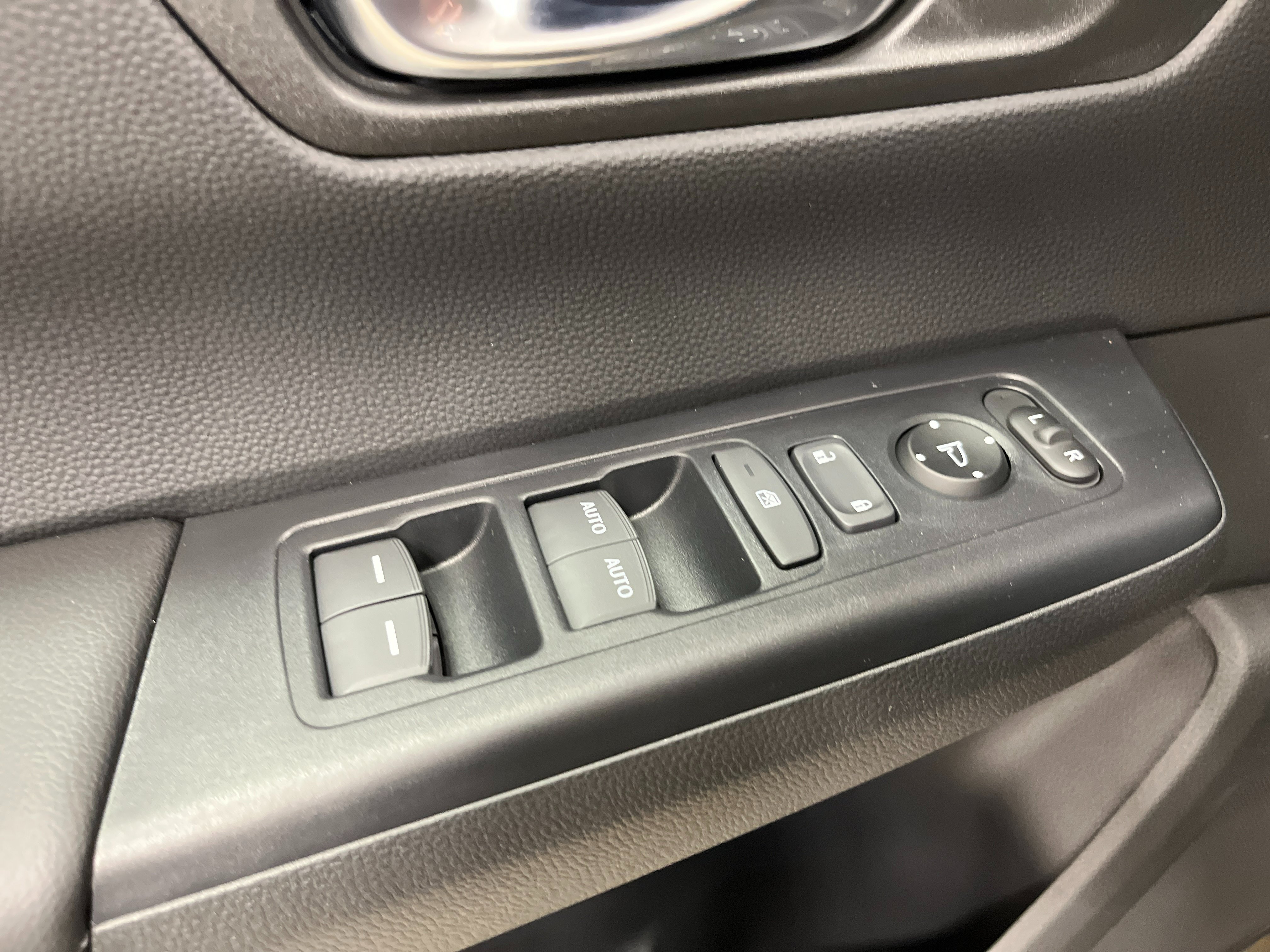 New 2027 Honda CR-V EX image 14