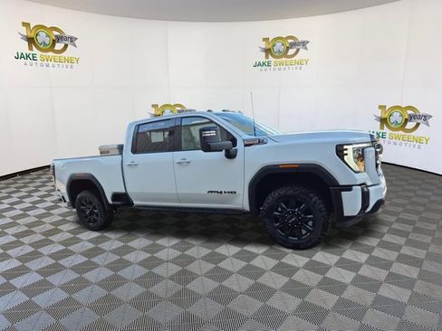 Used 2026 GMC Sierra 2500 AT4 w/ AT4 Premium Plus Package AWD/4WD image 11