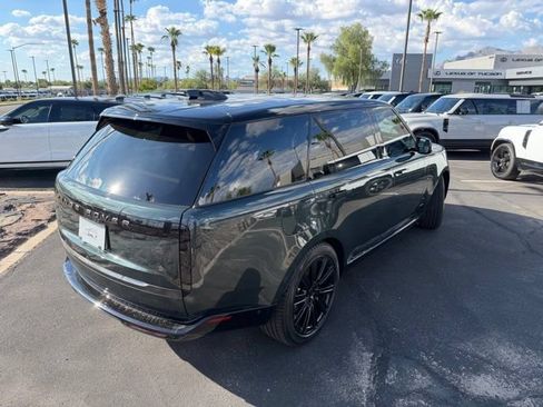 New 2026 Land Rover Range Rover Long Wheelbase SE AWD/4WD image 8