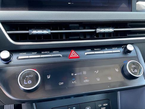 Used 2025 Hyundai Sonata SEL FWD image 30
