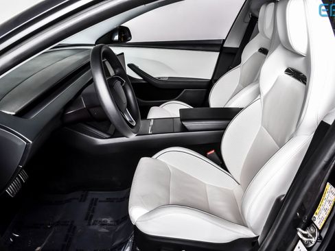 Used 2024 Tesla Model 3 Performance image 14