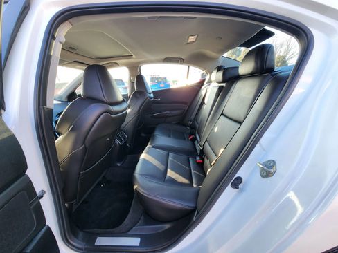 Used 2017 Acura TLX V6 w/ Advance Package image 17