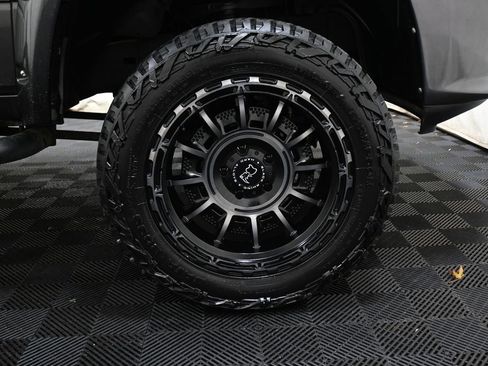 Used 2015 RAM 1500 Sport w/ Remote Start & Security Group AWD/4WD image 29