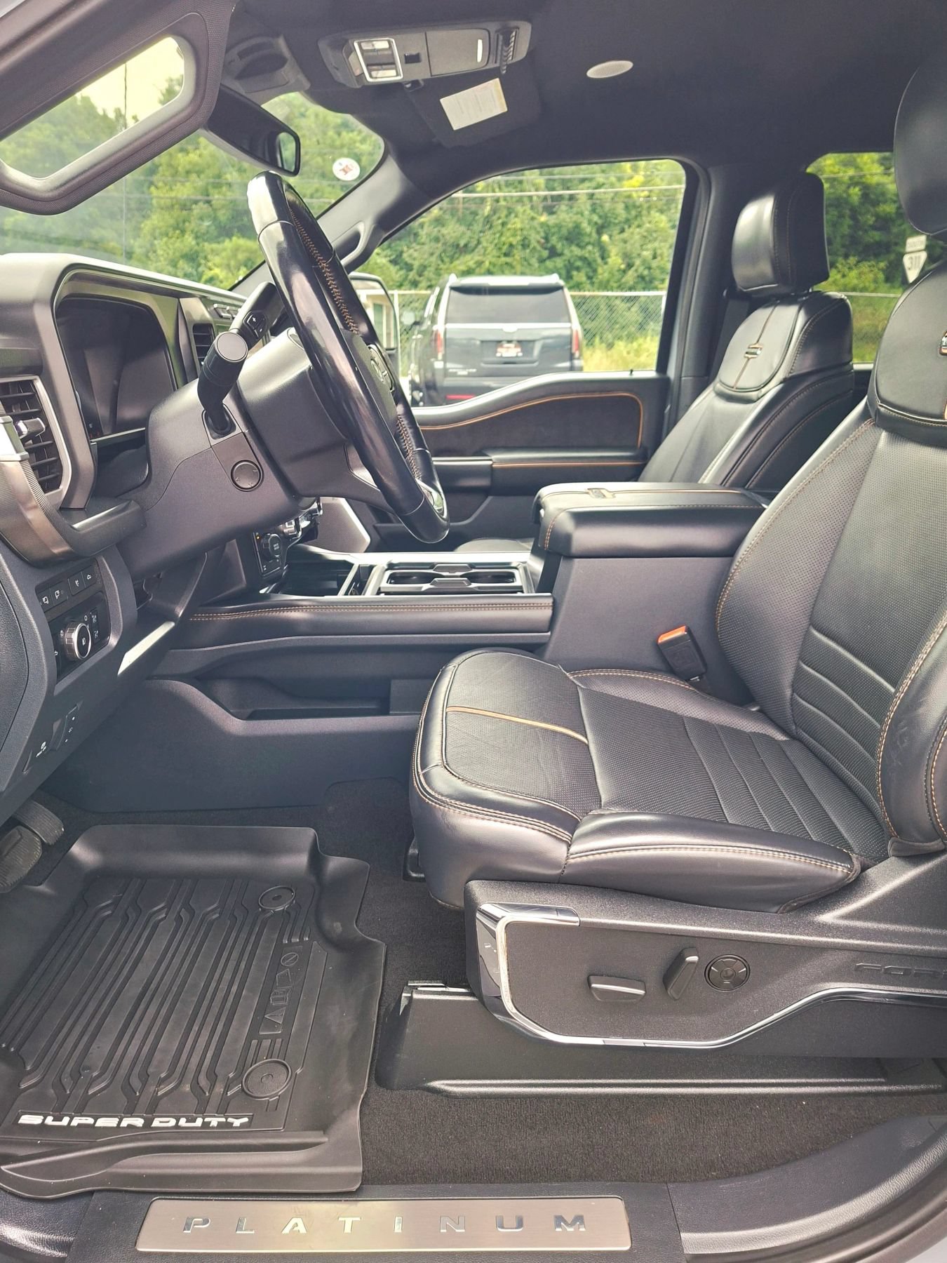 Used 2024 Ford F250 Platinum AWD/4WD image 12