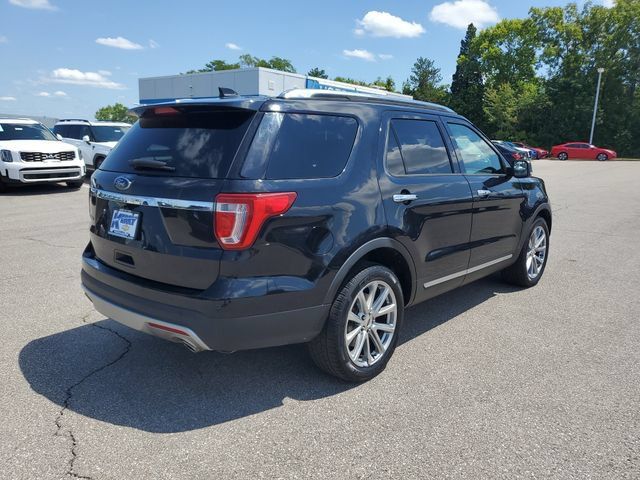 Used 2017 Ford Explorer Limited FWD image 4