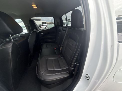 Certified 2022 GMC Canyon Denali image 28