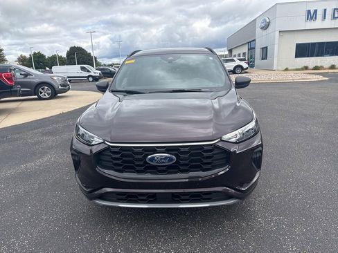 Used 2023 Ford Escape ST-Line w/ Tech Pack #1 AWD/4WD image 10