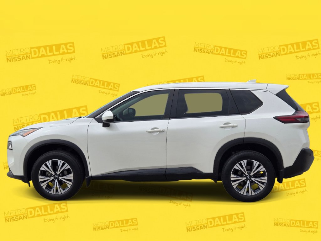 Certified 2023 Nissan Rogue SV FWD image 3
