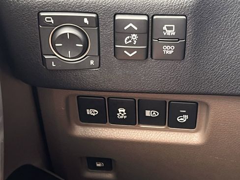 Used 2023 Lexus GX 460 Luxury w/ Sport Design Package AWD/4WD image 19