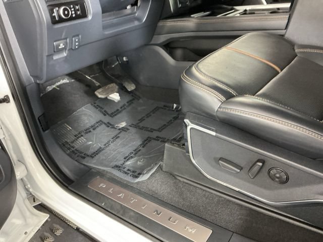 Used 2023 Ford F350 Platinum w/ Tremor Off-Road Package AWD/4WD image 17