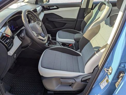 Used 2025 Volkswagen Taos S image 4