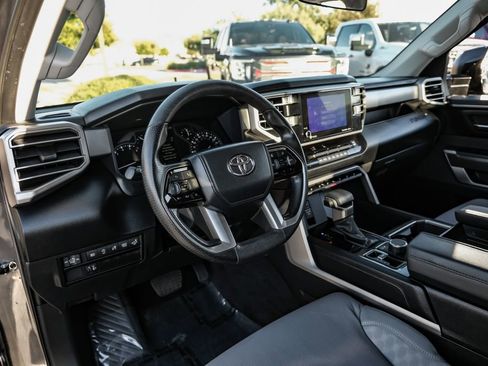 Used 2022 Toyota Tundra SR5 image 12