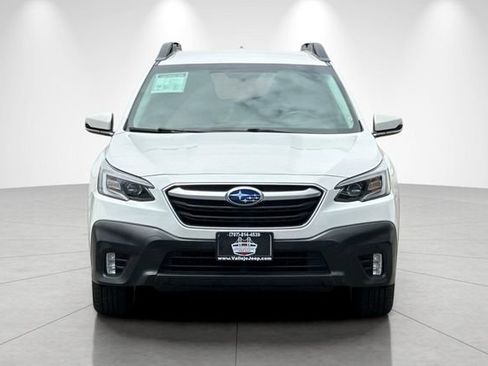 Used 2022 Subaru Outback Premium AWD/4WD image 9