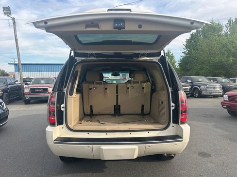 Used 2014 GMC Yukon Denali image 9