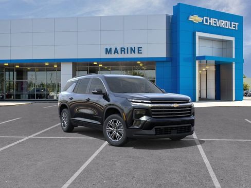 New 2026 Chevrolet Traverse LT w/ Driver Confidence Package FWD image 1