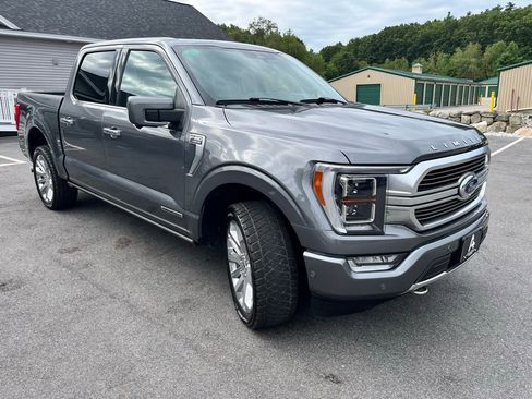 Used 2023 Ford F150 Limited image 3