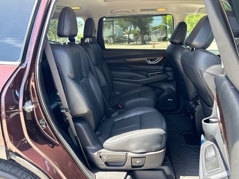 Used 2023 Subaru Ascent Touring AWD/4WD image 27
