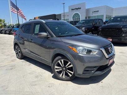 Used 2020 Nissan Kicks SV w/ Exterior Package
