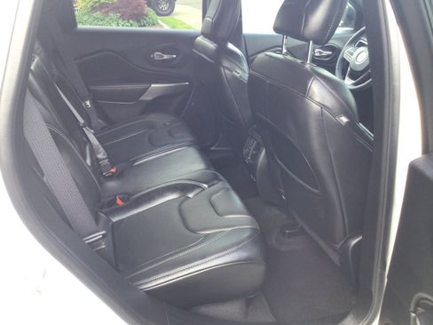 Used 2021 Jeep Cherokee Latitude Lux 80th Anniv w/ Quick Order Package 26U 80TH AWD/4WD image 10