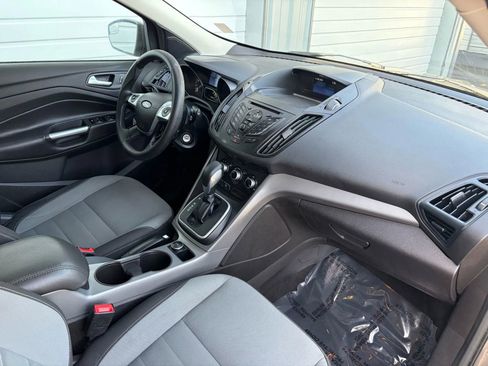 Used 2014 Ford Escape SE image 15