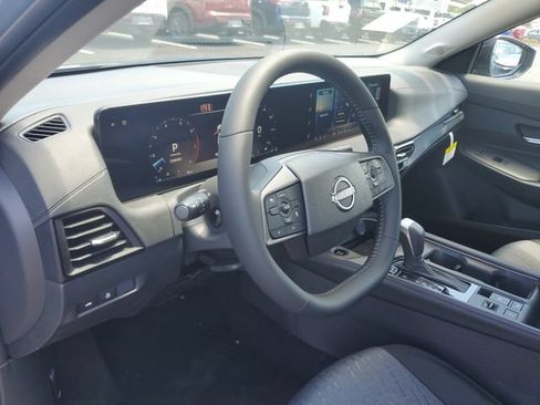 New 2026 Nissan Sentra SV w/ SV Convenience Package FWD image 21