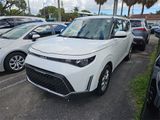 Used 2023 Kia Soul LX w/ LX Technology Package image 3