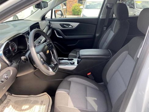 Used 2023 Chevrolet Blazer LT image 11