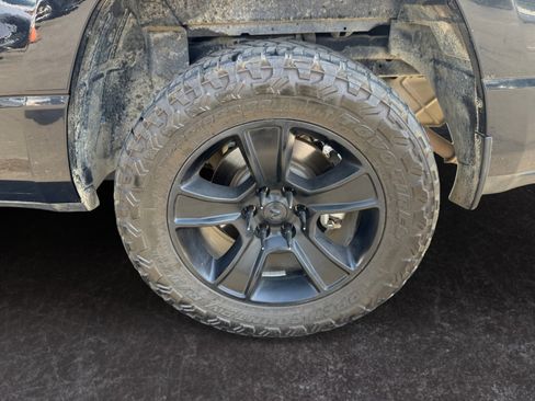 Used 2022 RAM 1500 Big Horn AWD/4WD image 14