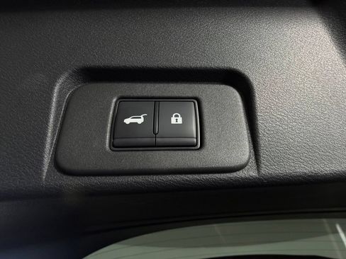 Used 2026 Nissan Rogue Platinum w/ Platinum Premium Package AWD/4WD image 23