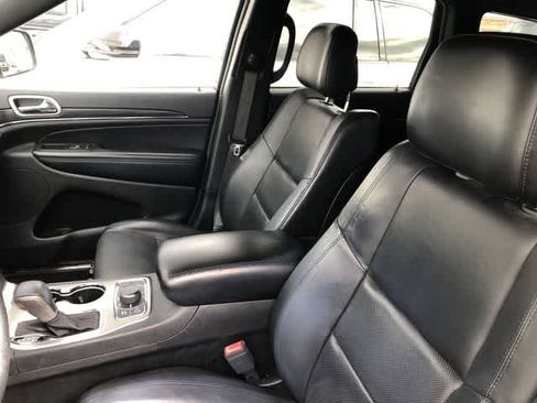 Used 2019 Jeep Grand Cherokee Limited w/ Luxury Group II image 10