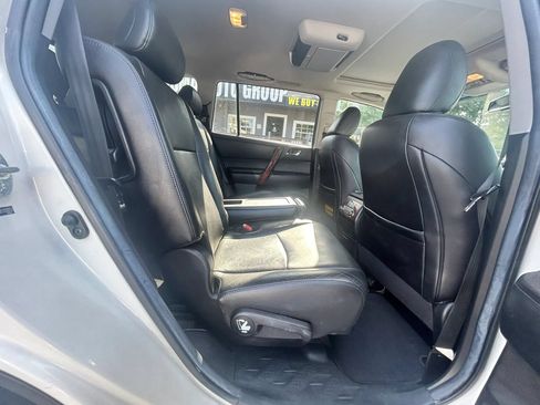 Used 2013 Toyota Highlander Limited FWD image 12
