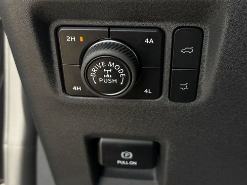 New 2026 Ford Expedition Tremor image 17