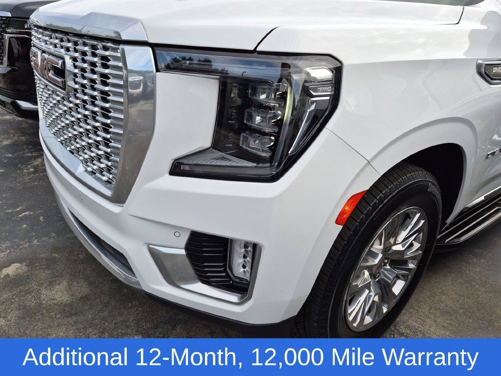 Used 2023 GMC Yukon XL Denali w/ LPO, Floor Liner Package AWD/4WD image 7