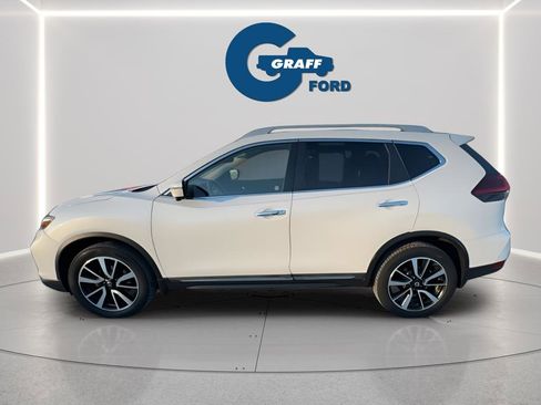 Used 2019 Nissan Rogue SL w/ Premium Package image 2