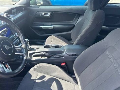 Used 2022 Ford Mustang GT w/ GT Performance Package RWD image 9