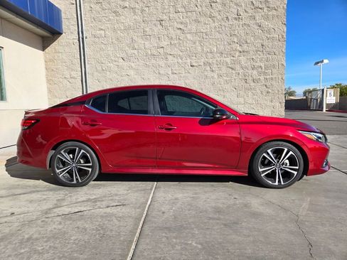 Used 2023 Nissan Sentra SR w/ SR Premium Package image 4