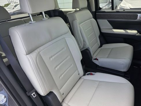 Used 2025 Hyundai Santa Fe Calligraphy AWD/4WD image 26