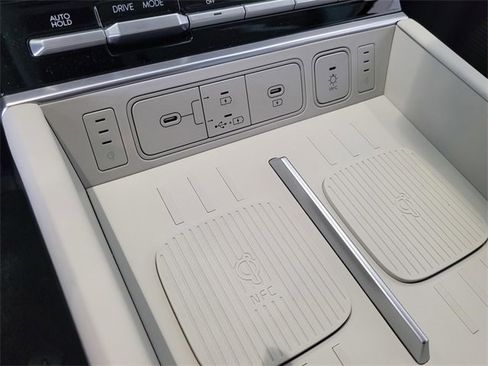 New 2025 Hyundai Santa Fe Calligraphy image 22