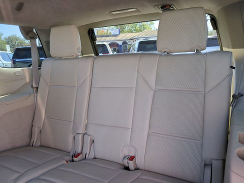 Certified 2023 Cadillac Escalade Sport Platinum w/ LPO, ONYX Package image 13