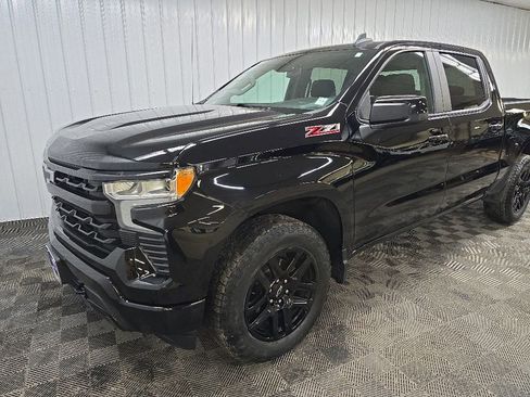 Used 2023 Chevrolet Silverado 1500 RST AWD/4WD image 8
