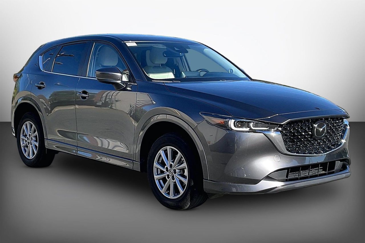 Used 2024 MAZDA CX-5 AWD 2.5 S w/ Preferred Package image 2