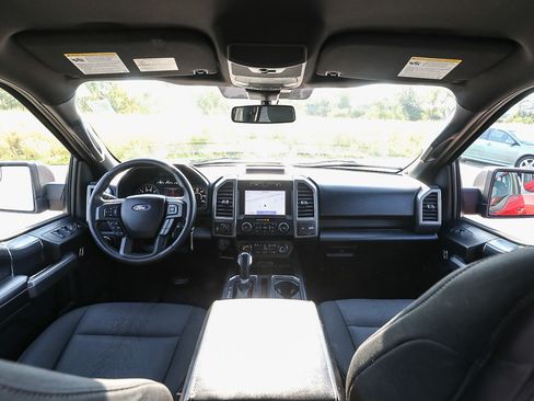 Used 2020 Ford F150 XLT w/ Equipment Group 302A Luxury AWD/4WD image 24