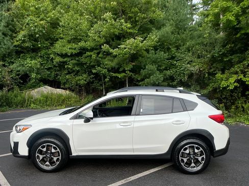 Used 2019 Subaru Crosstrek 2.0i Premium AWD/4WD image 2