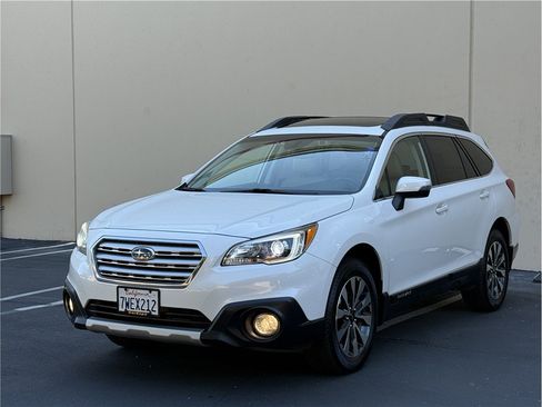 Used 2017 Subaru Outback 2.5i Limited AWD/4WD image 1