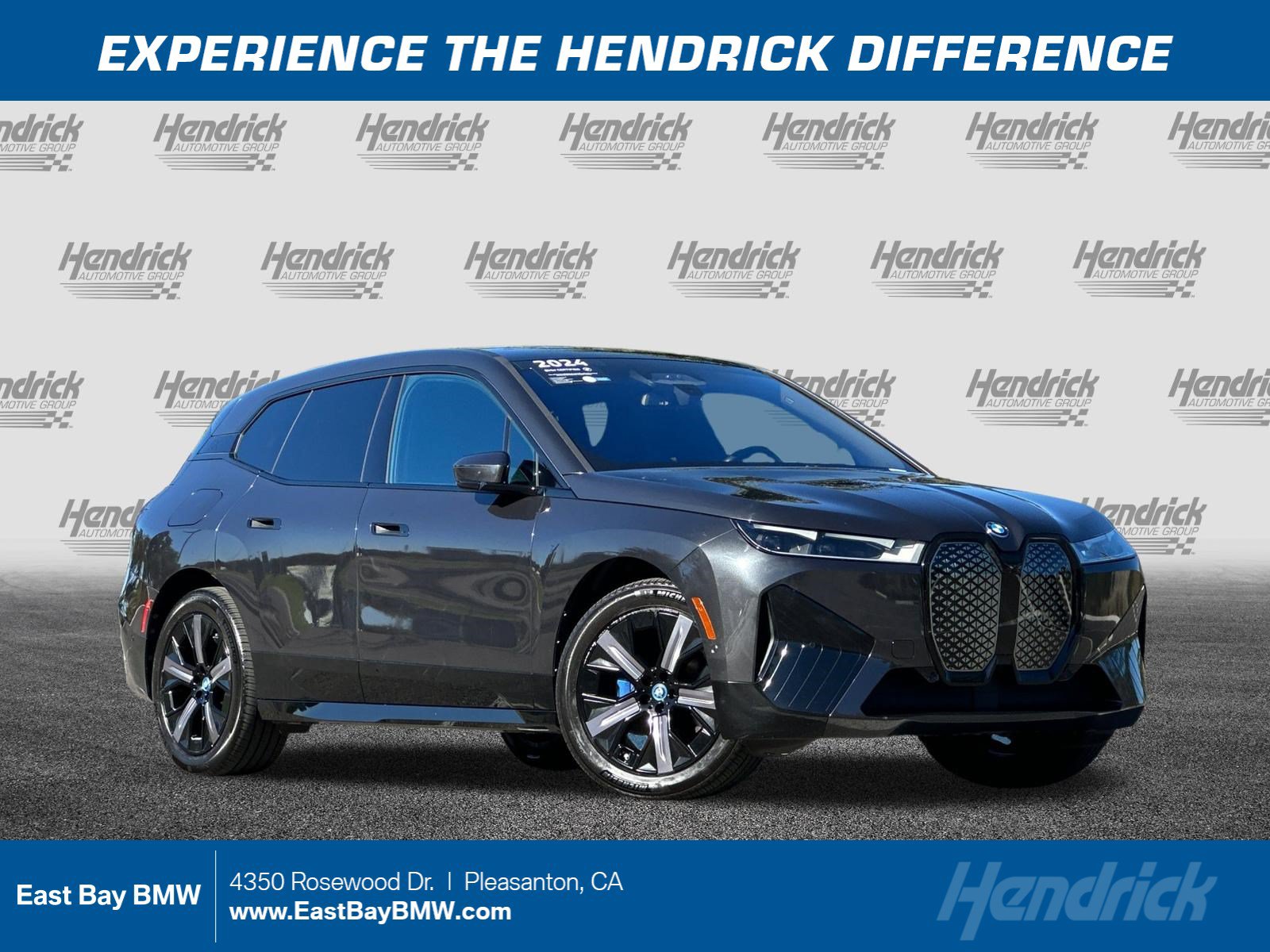 Used 2024 BMW iX xDrive50 w/ Sport Package AWD/4WD image 1