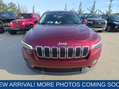 Used 2019 Jeep Cherokee Latitude w/ Popular Appearance Group image 8