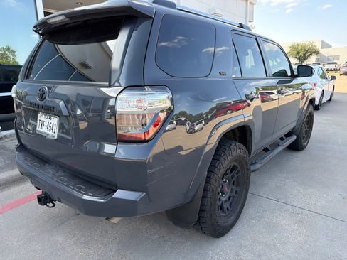 Used 2024 Toyota 4Runner SR5 AWD/4WD image 6