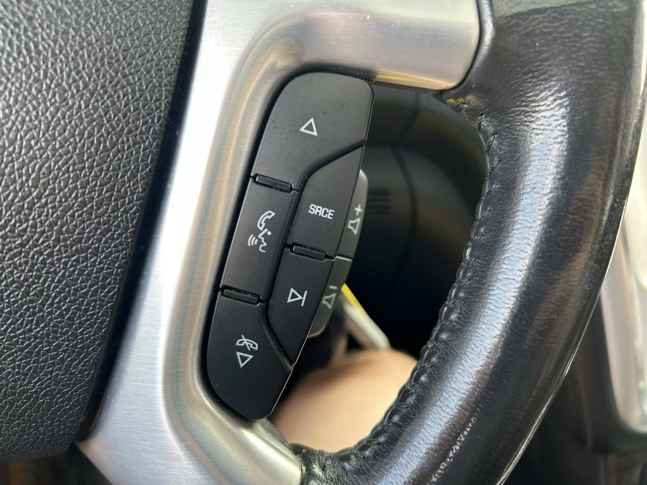Used 2014 GMC Acadia SLT AWD/4WD image 21