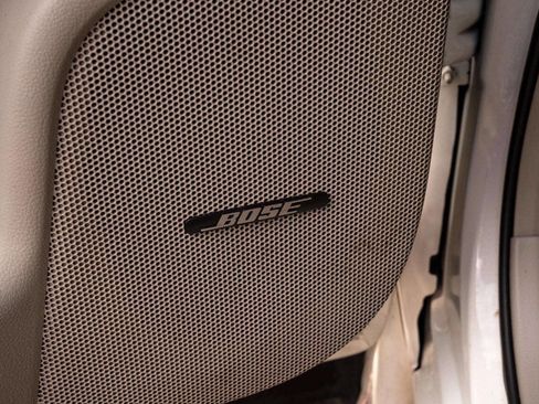 Used 2015 Nissan Quest Platinum image 25